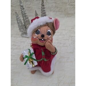 Annalee Christmas Girl Mouse Gift Music Notes Trumpet Red Green‎ Poseable 7"